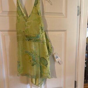 Chiffon Green Garment Flowing Design